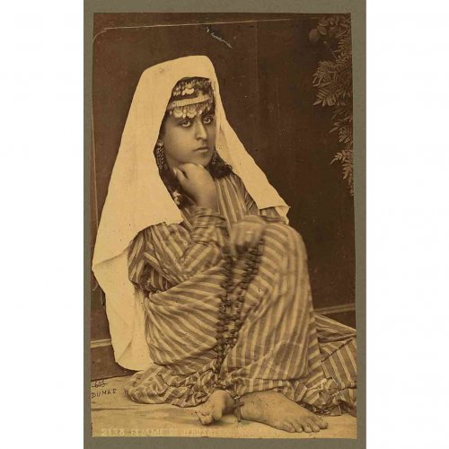 Portrait of a woman taken in Jerusalem, Ottoman Jerusalem