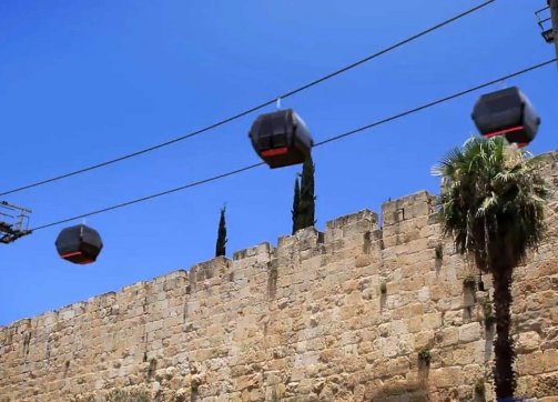 Simulation of the planned cable car to the Old City of Jerusalem