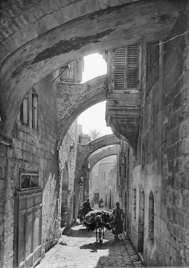 Black and white images of Jerusalem's Via Dolorosa and its Stations of the Cross (date unknown)