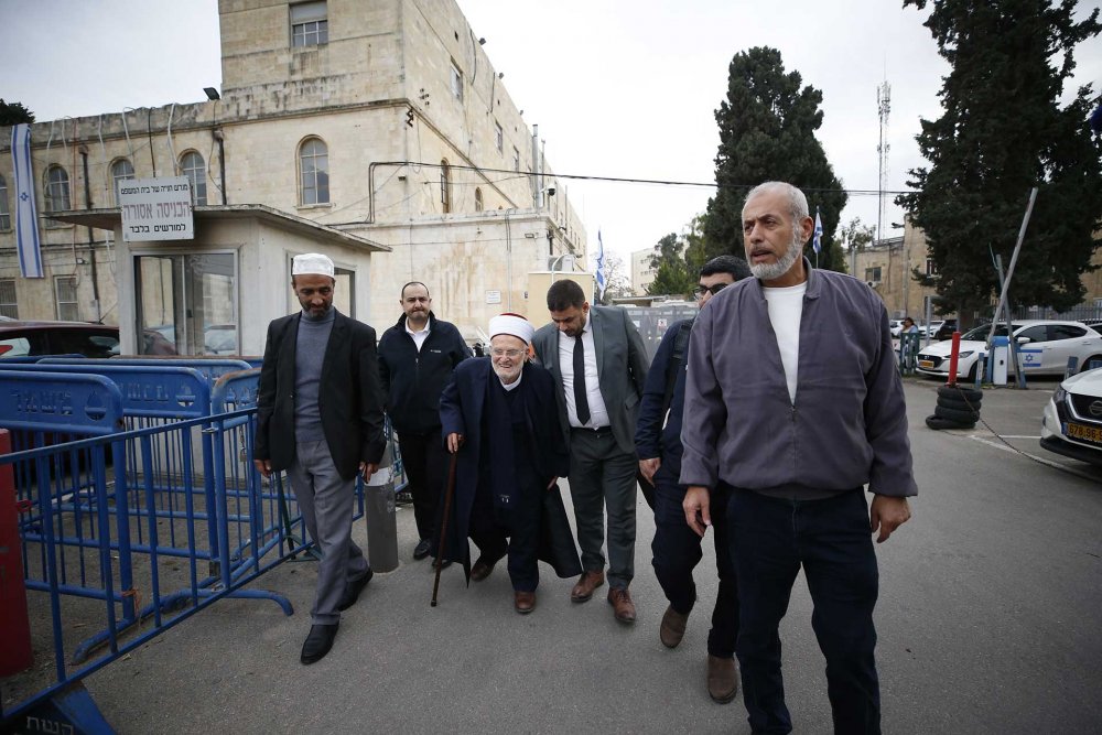 Sheikh Ekrima Sabri released from al-Moskobiyya detention center in Jerusalem, December 17, 2023
