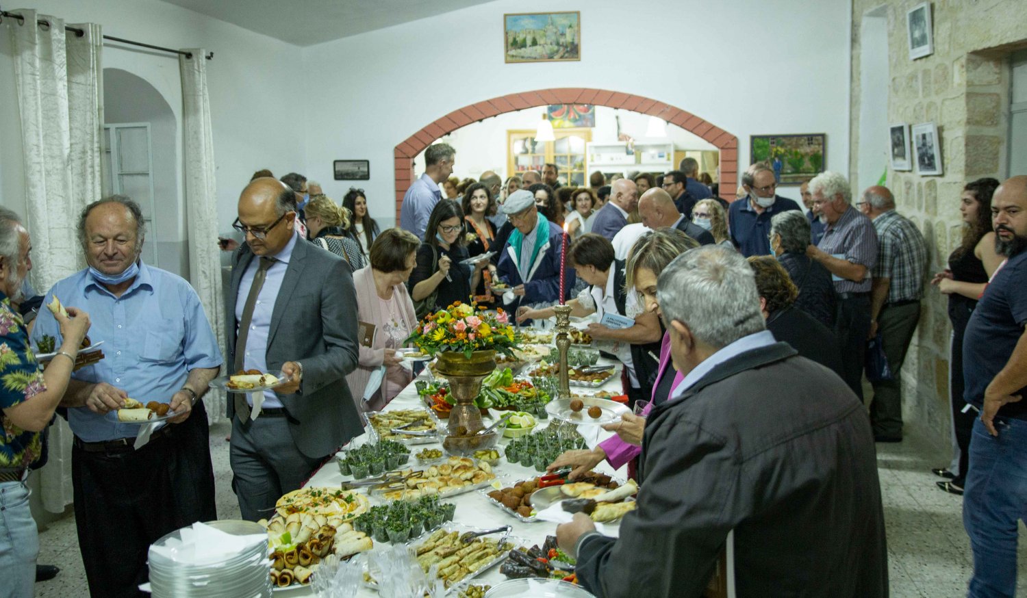 Guests at reception celebrate new book on the history and contributions of Armenians in Jerusalem and Palestine