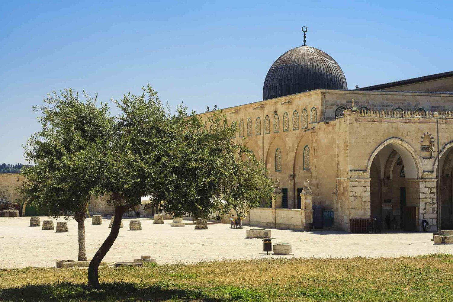 The Al-Aqsa Mosque Compound, site of a small but important library