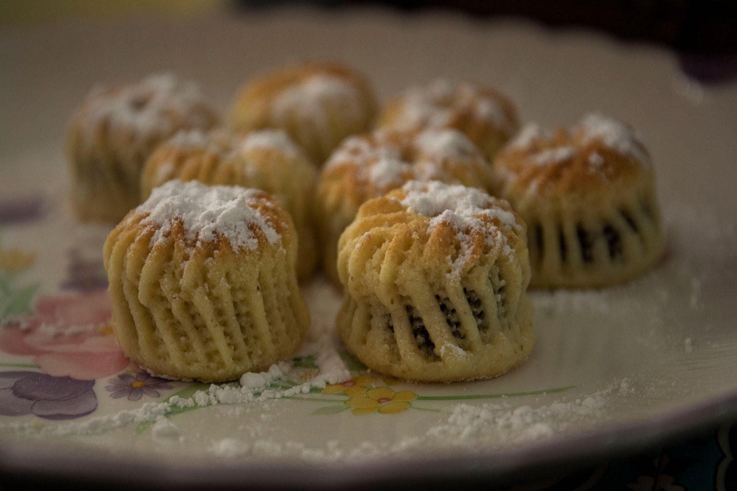 Middle Eastern pastries, ka'ek stuffed with dates, dusted with powdered sugar