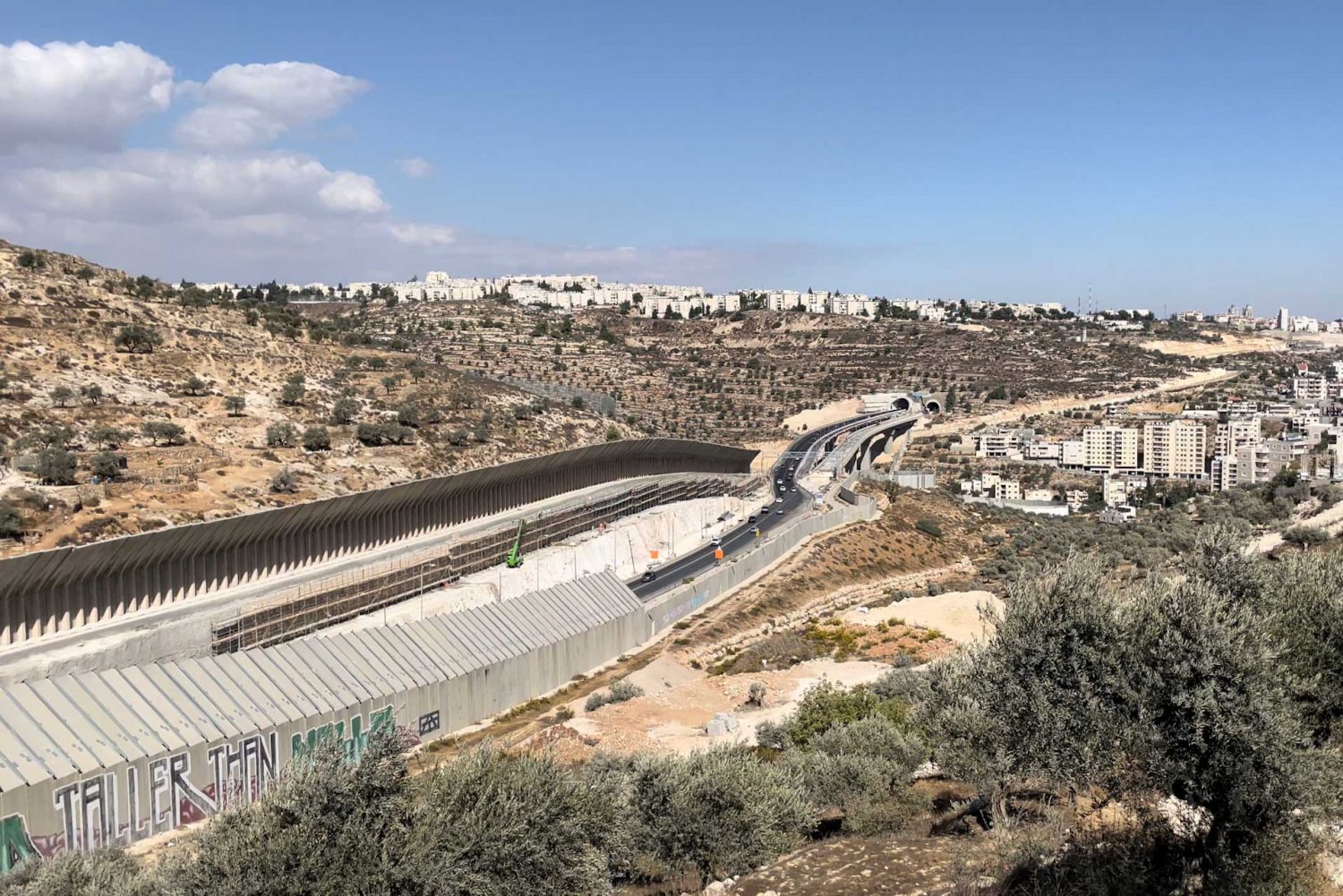 Highway 60 (The Tunnels Road) is an Israeli-only road that connects settlements south of Jerusalem to the city